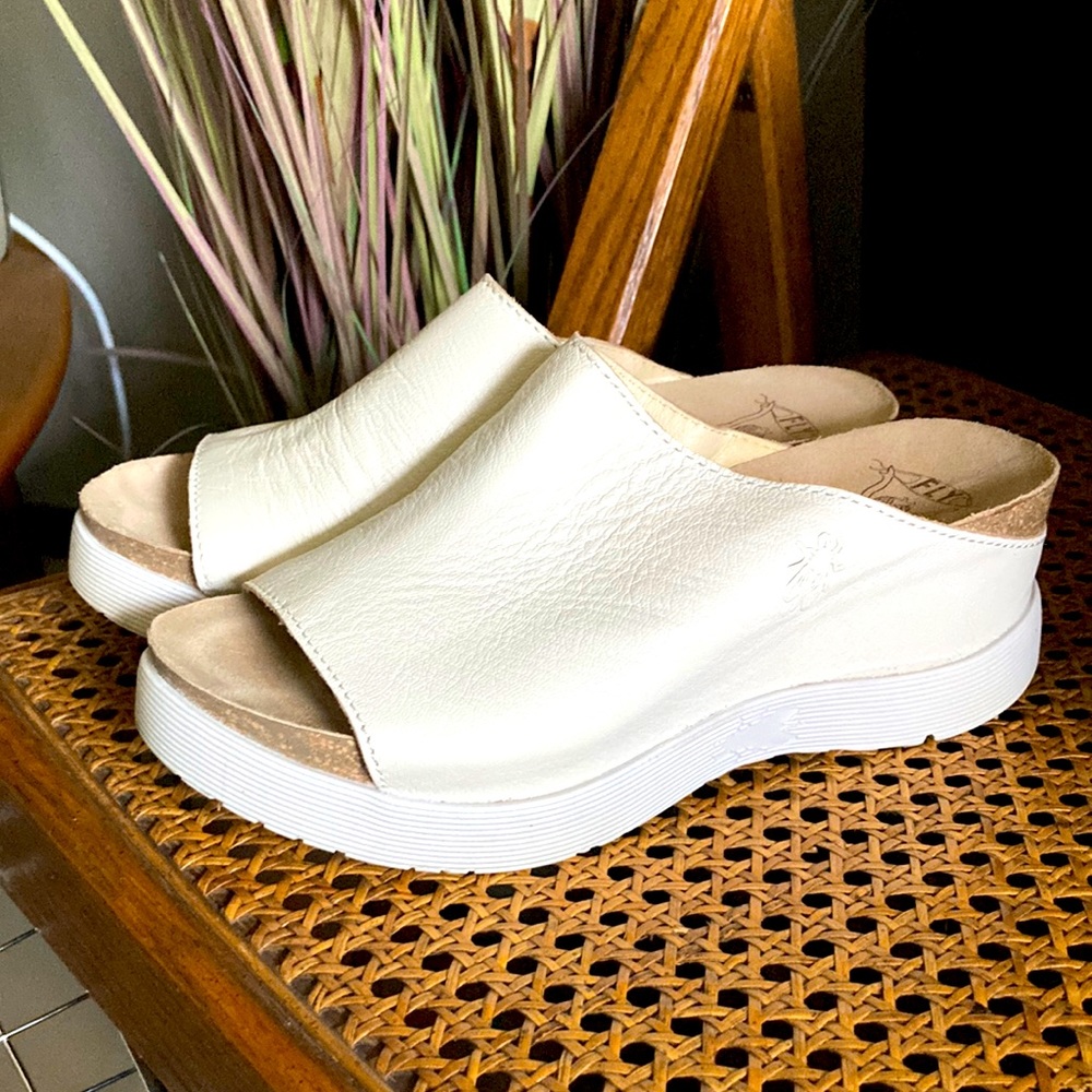 Fly London White Slide Sandals Wigg Sz 38 Wedge Platform